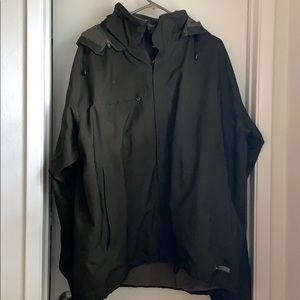 REI men’s raincoat XXL